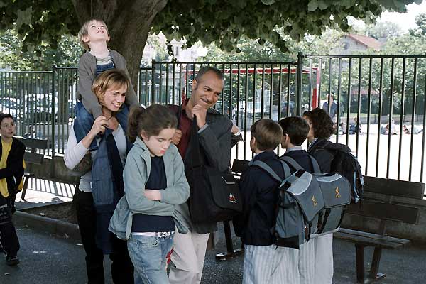 Demandez la permission aux enfants ! : Photo Sandrine Bonnaire, Eric Civanyan, Pascal Légitimus