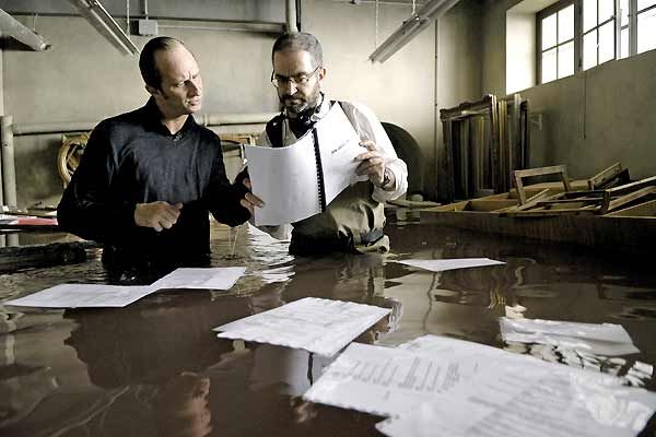 Les Deux mondes : Photo Benoît Poelvoorde, Daniel Cohen