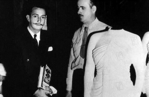 La Maison du Docteur Edwardes : Photo Salvador Dalí, Alfred Hitchcock