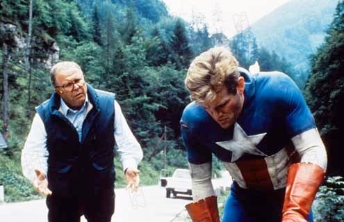 Captain America II : Photo Reb Brown, Ivan Nagy