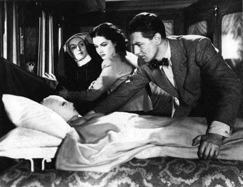 Une femme disparaît : Photo Catherine Lacey, Alfred Hitchcock, Michael Redgrave, Margaret Lockwood