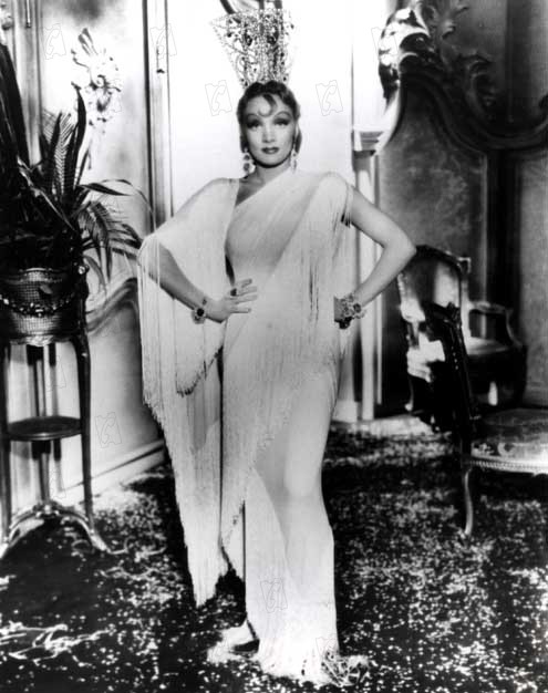 La Femme et le pantin : Photo Nicholas Josef Von Sternberg, Marlene Dietrich