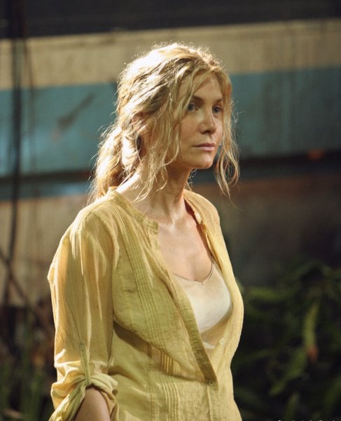 Photo Elizabeth Mitchell