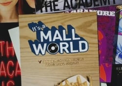 It's a Mall World : Affiche