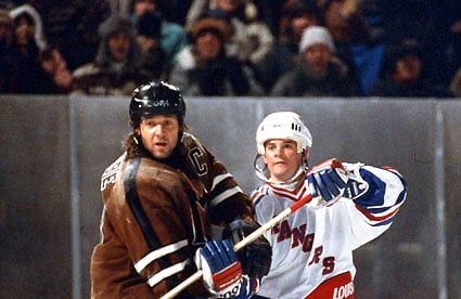 Mystery, Alaska : Photo Russell Crowe