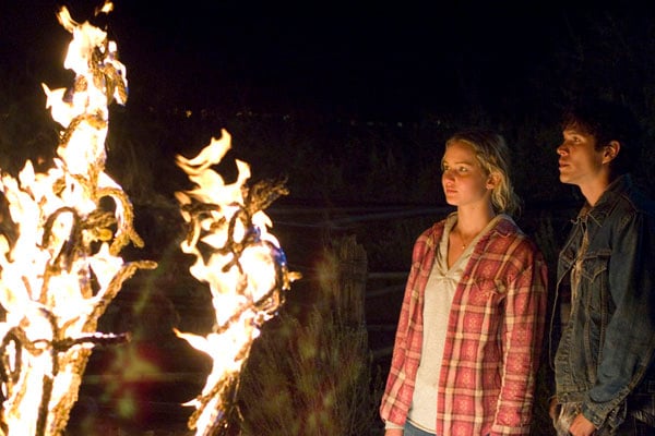 Loin de la terre brûlée : Photo Jennifer Lawrence, Diego J. Torres