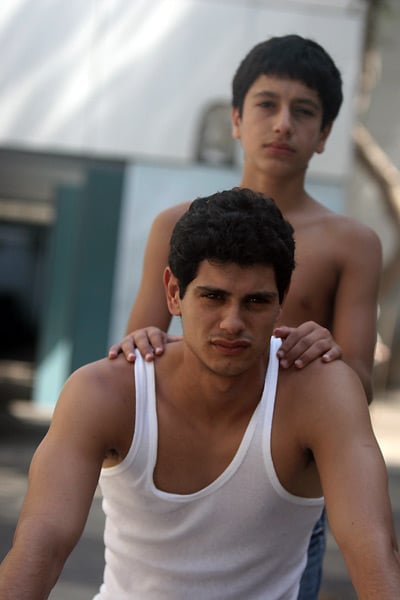 Zion et son frère : Photo Ofer Hayoun, Eran Merav, Reuven Badalov