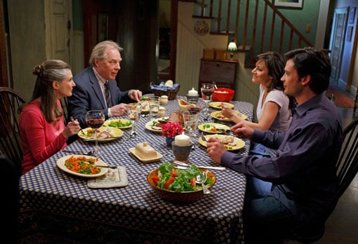 Photo Tom Welling, Erica Durance, Michael McKean, Annette O'Toole