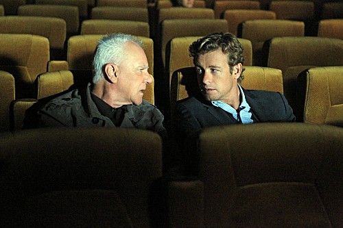 Mentalist : Photo Simon Baker, Malcolm McDowell