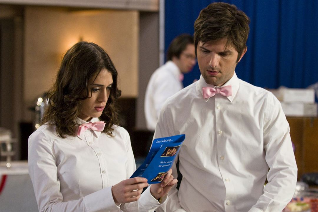 Photo Lizzy Caplan, Adam Scott