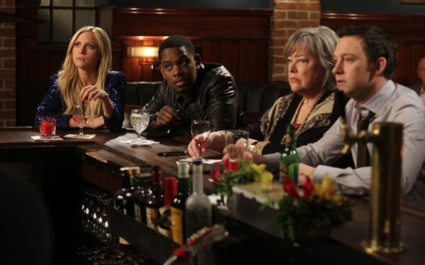 Photo Aml Ameen, Brittany Snow, Kathy Bates, Nate Corddry