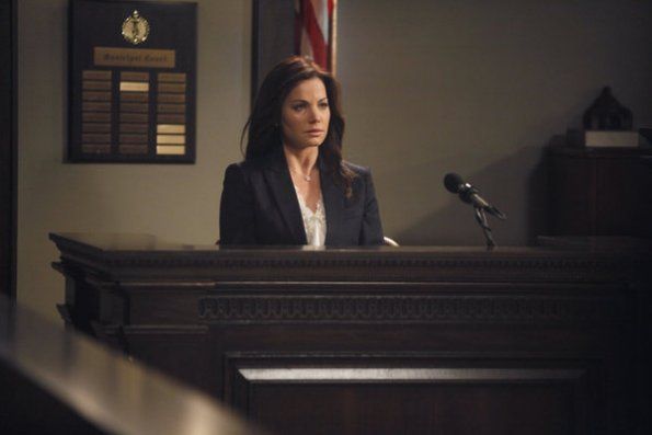 La Loi selon Harry : Photo Erica Durance