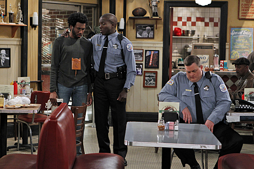 Mike & Molly : Photo Nyambi Nyambi, Billy Gardell, Reno Wilson