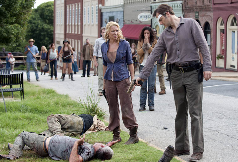 The Walking Dead : Photo David Morrissey, Laurie Holden
