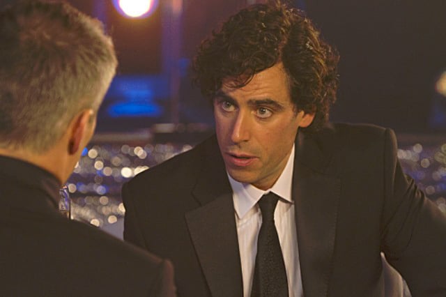 Episodes : Photo Stephen Mangan