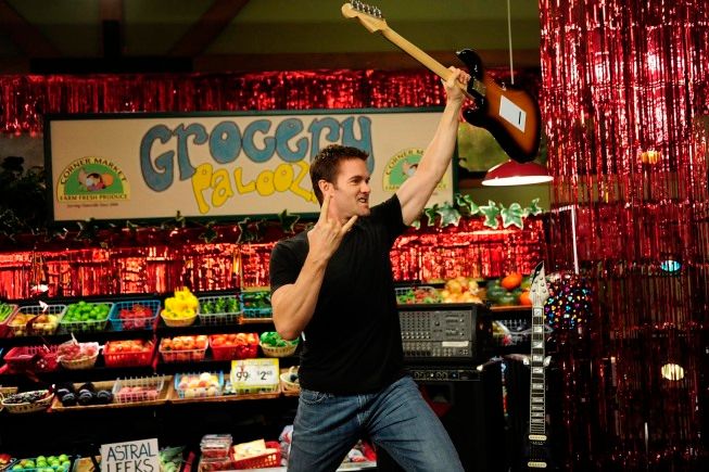 Raising Hope : Photo Garret Dillahunt
