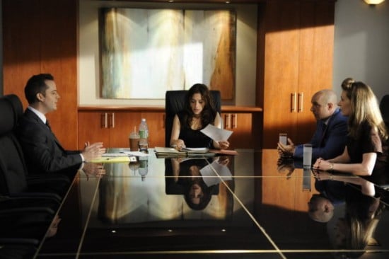 Facing Kate : Photo Sarah Shahi, Eileen Pedde, Brian Markinson