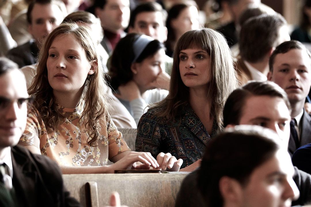 Qui d’autre à part nous : Photo Vicky Krieps, Lena Lauzemis