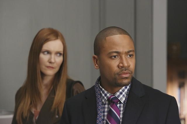 Scandal : Affiche Columbus Short, Darby Stanchfield