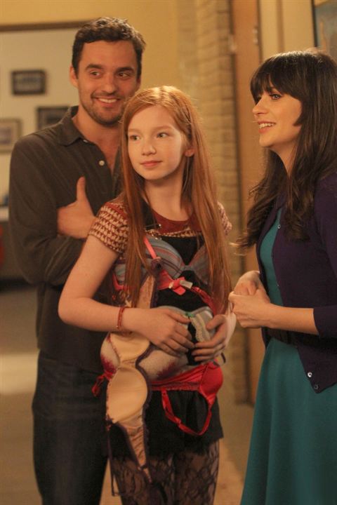 New Girl : Photo Zooey Deschanel, Annalise Basso, Jake Johnson