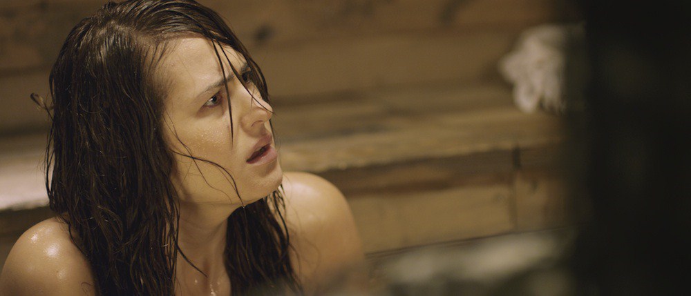 247°F : Photo Scout Taylor-Compton