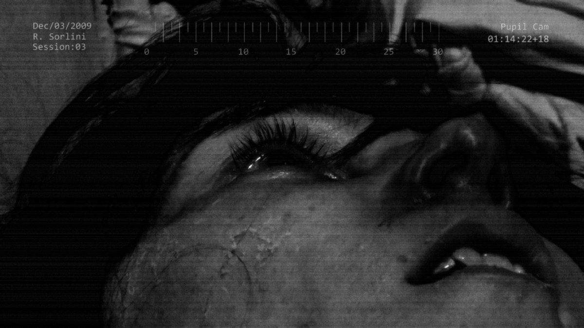 Devil Inside : Photo