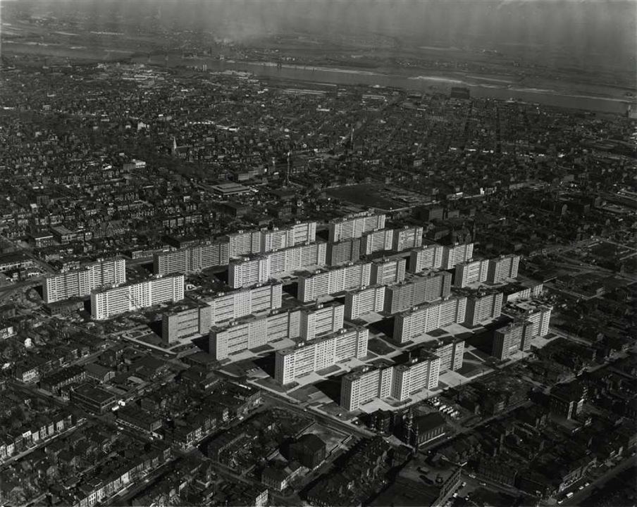 The Pruitt-Igoe Myth : Photo