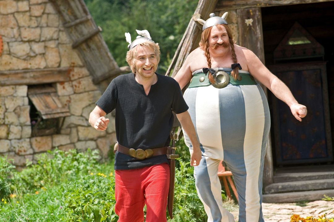 Astérix et Obélix : au service de Sa Majesté : Photo Gérard Depardieu, Edouard Baer