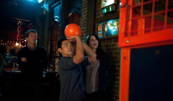 Go On : Photo John Cho, Lauren Graham, Matthew Perry