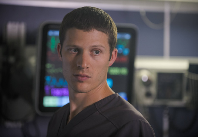 The Mob Doctor : Photo Zach Gilford