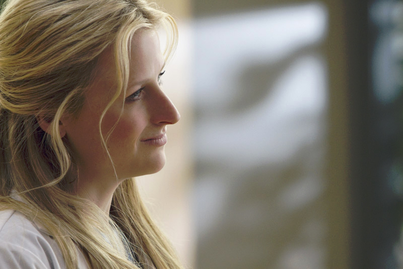 Dr Emily Owens : Photo Mamie Gummer