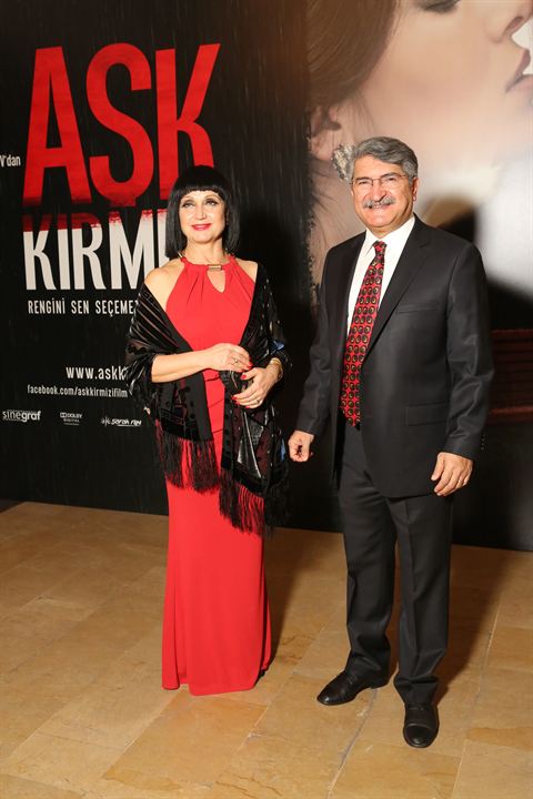 Aşk Kırmızı : Photo