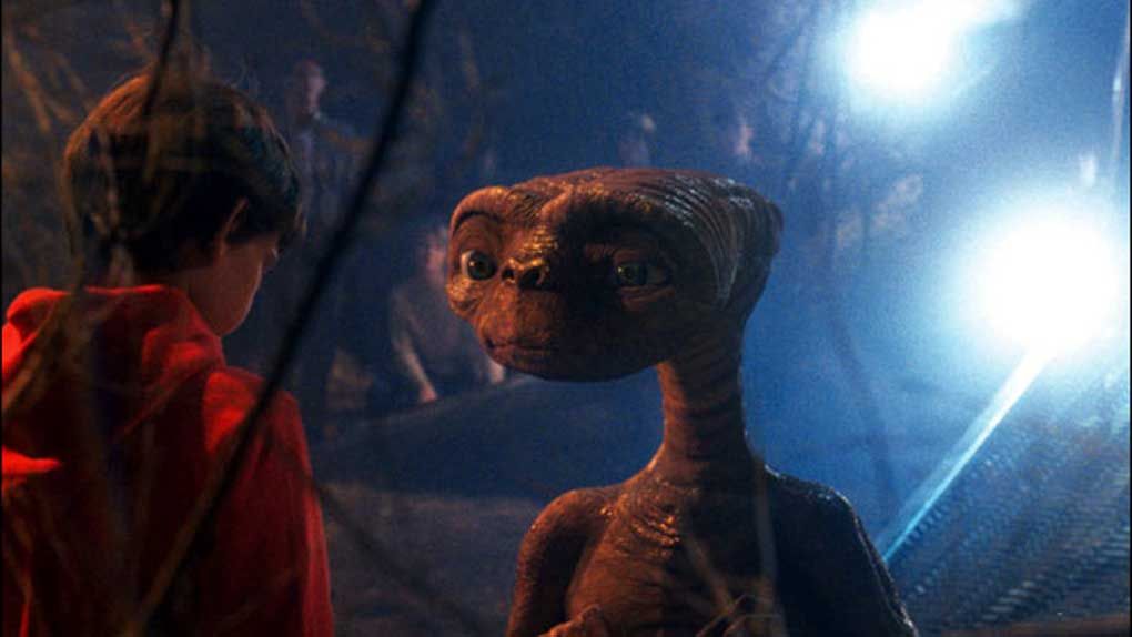 Et L Extra Terrestre Film Complet En Francais Youtube 12 répliques culte que tout le monde dit mal: E.T. l'extra-terrestre