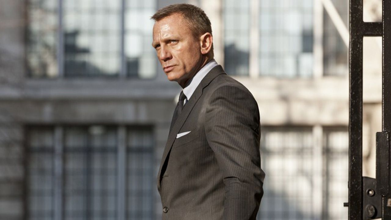ou james bond rencontre q dans skyfall