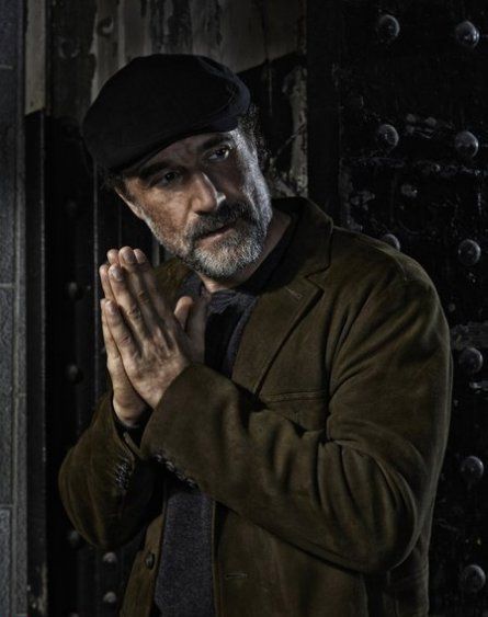 Photo Elias Koteas