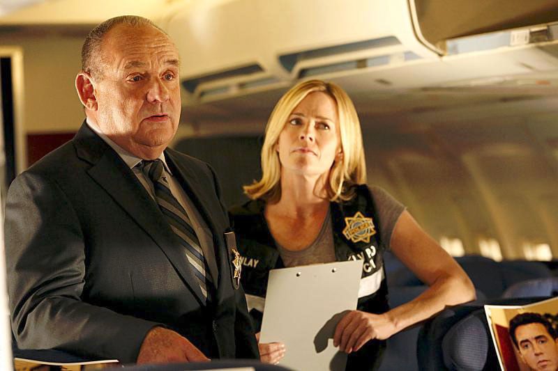 Les Experts : Photo Paul Guilfoyle (II), Elisabeth Shue