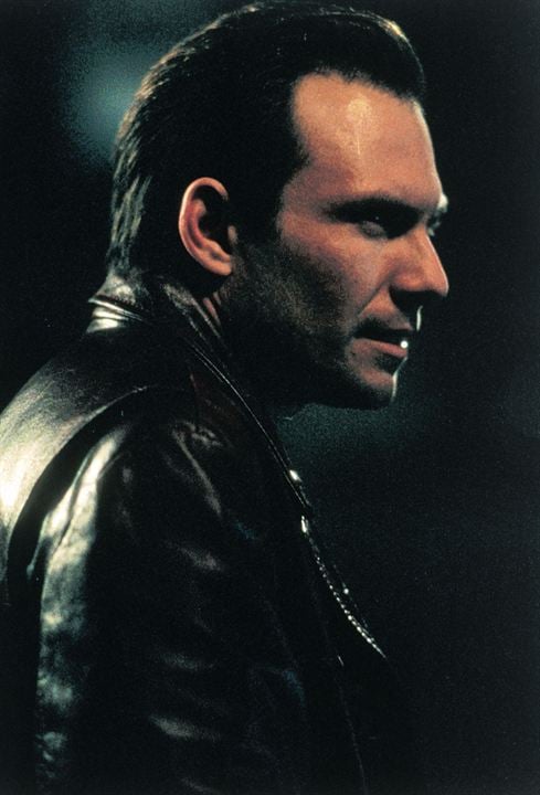 Hard cash : Photo Christian Slater