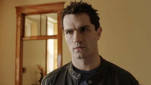Being Human (US) : Photo Sam Witwer
