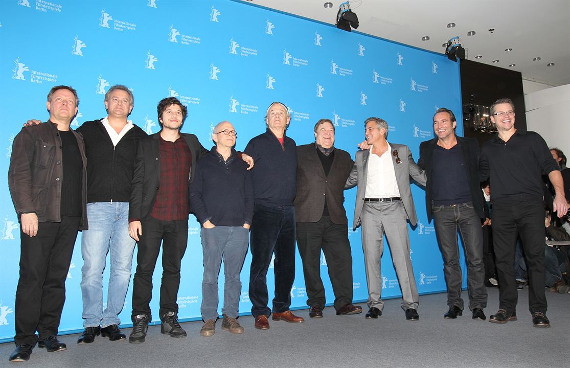 Monuments Men : Photo promotionnelle Jean Dujardin, Matt Damon, Bob Balaban, Bill Murray, George Clooney, Dimitri Leonidas, John Goodman