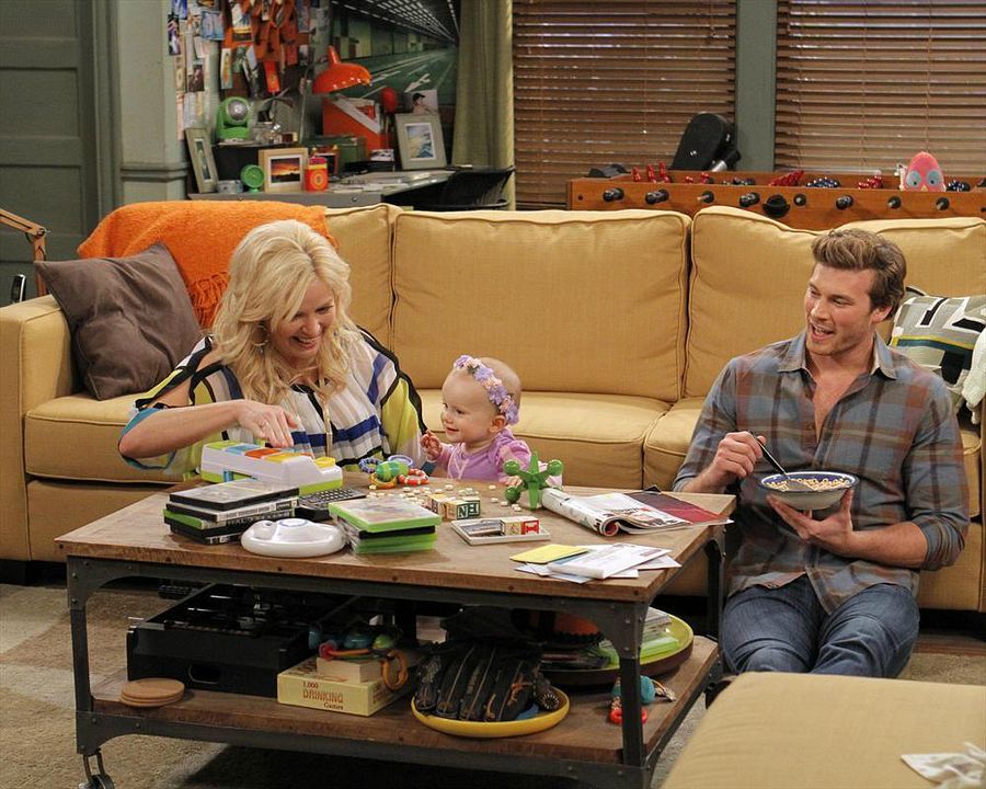 Baby Daddy : Photo Melissa Peterman, Derek Theler