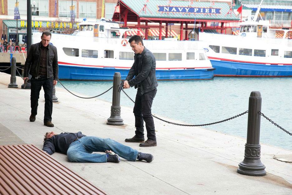 Chicago Police Department : Photo Jason Beghe, Jon Seda