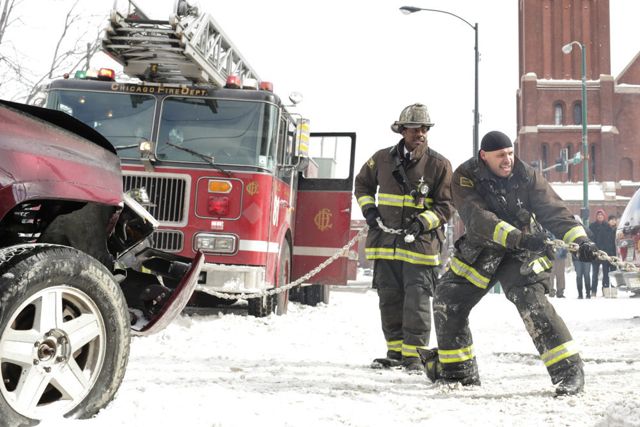Chicago Fire : Photo Joe Minoso, Eamonn Walker