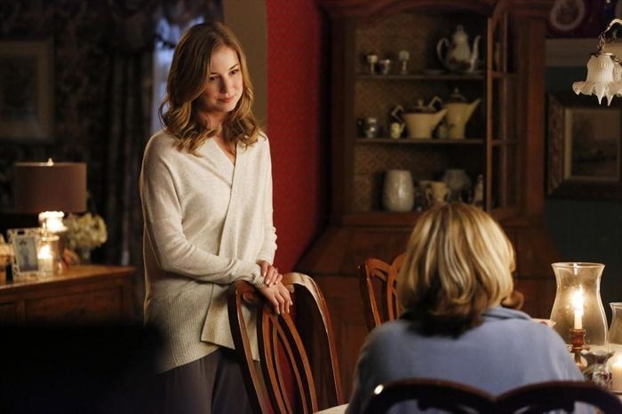 Revenge : Photo Emily VanCamp