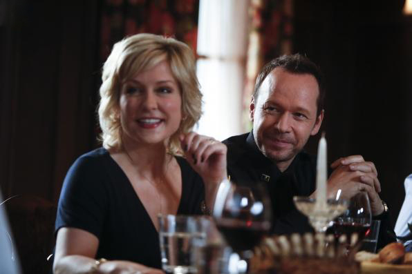 Blue Bloods : Photo Amy Carlson, Donnie Wahlberg