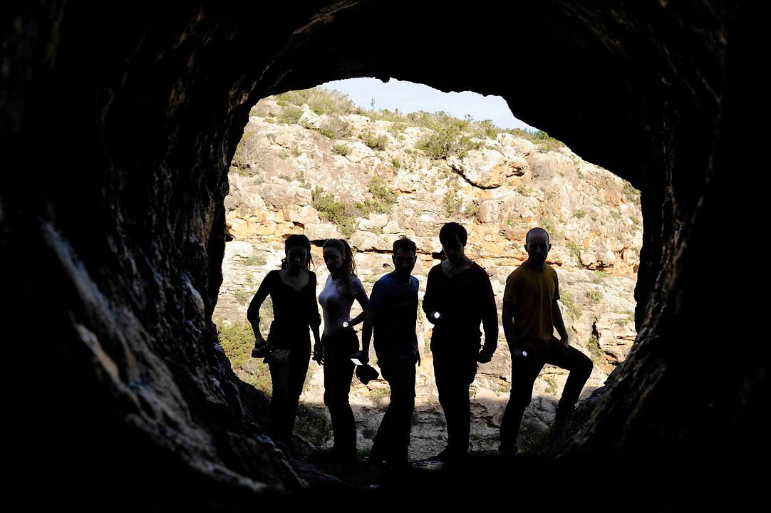 La Cueva : Photo Jorge López Páez, Eva Garcia, Marcos Ortiz, Xoel Fernández