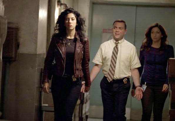 Brooklyn Nine-Nine : Photo Stephanie Beatriz, Joe Lo Truglio