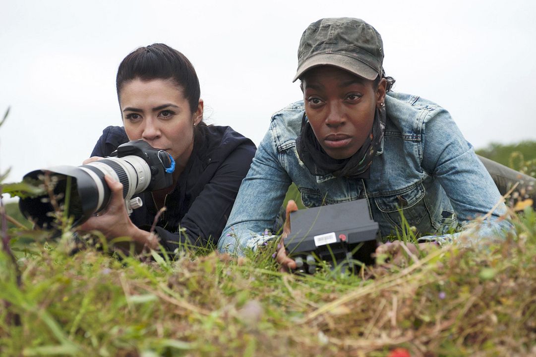 Strike Back : Photo Michelle Lukes, Milauna Jackson