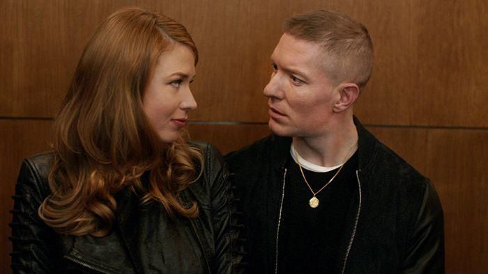 Power : Photo Lucy Walters, Joseph Sikora