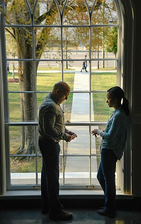 Under The Dome : Photo Karla Crome, Dean Norris