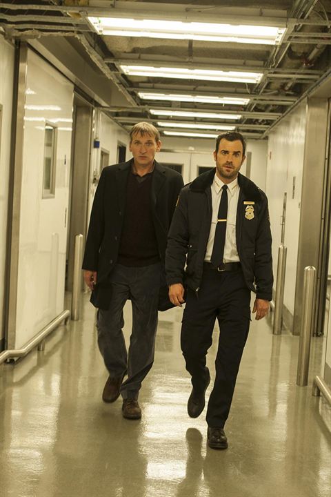 The Leftovers : Photo Christopher Eccleston, Justin Theroux